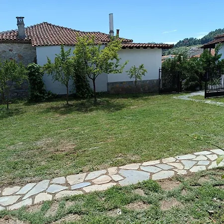 Lenia's Traditional House * Agios Nikolaos (Chalkidiki)